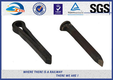 4.6 Grade Railroad Track Spikes Track Dog Spikes With 90 Degree Cold Bending