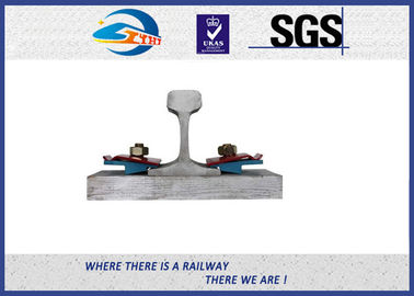 Galvanized / Black Oxide Rail Clips Bolts And Nuts Ss35 Screw Spikes For Railroad