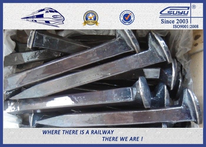 Custom Railroad Track Spikes , Threaded Screw Spike For Rail Fastening Systems